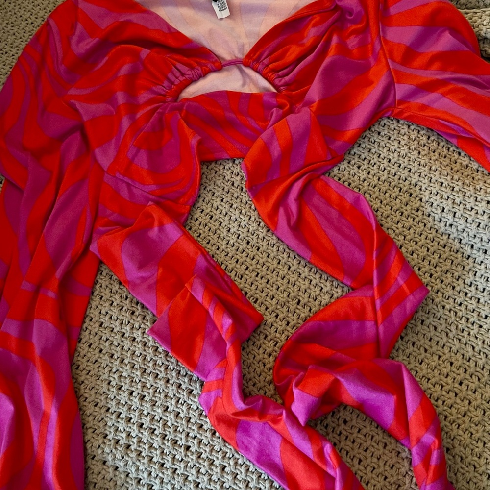 Windsor Red and Pink Patterned Crop Top